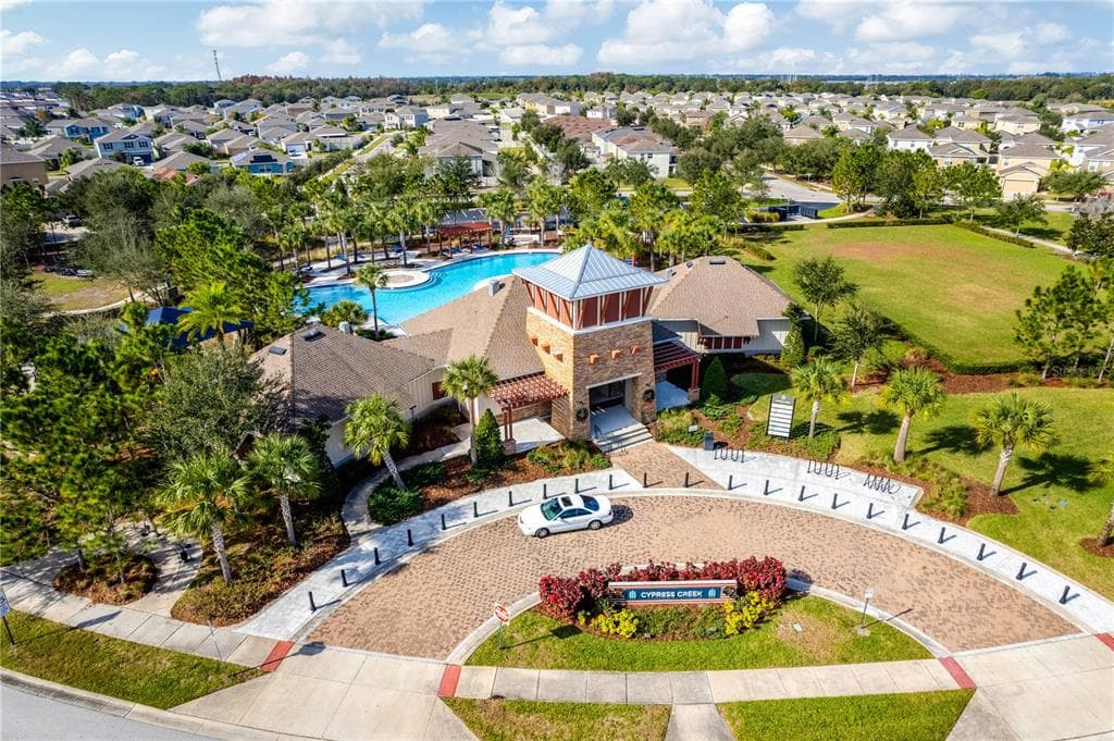 15501 WICKED STRONG STREET, SUN CITY CENTER, FL 33573 — zdjęcie 4