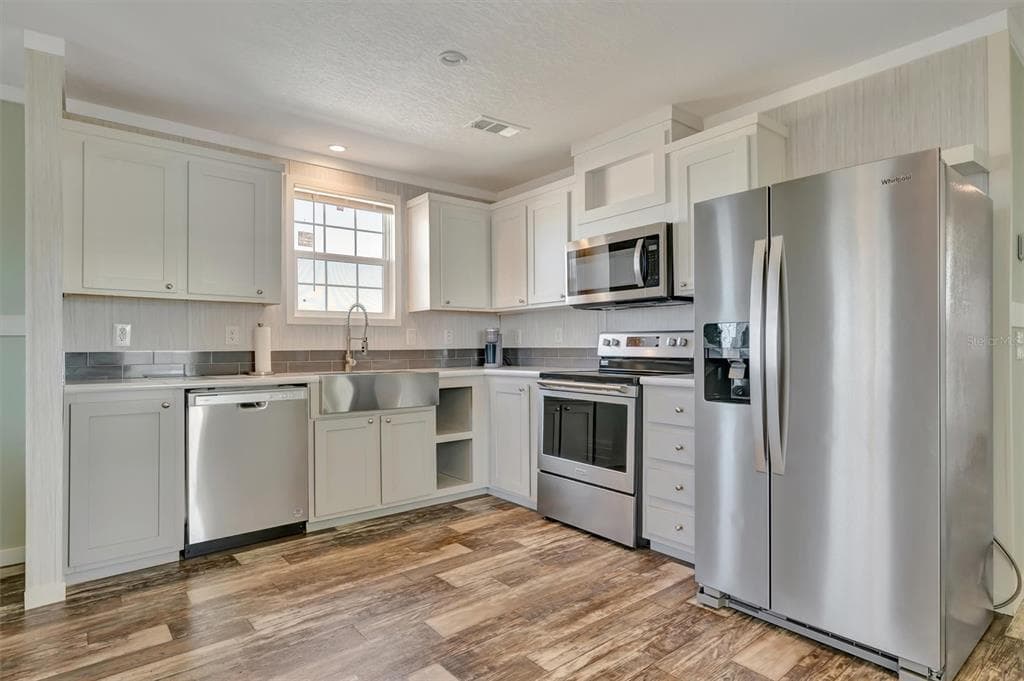 105 W SAINT JOHNS WAY, APOLLO BEACH, FL 33572 — zdjęcie 5