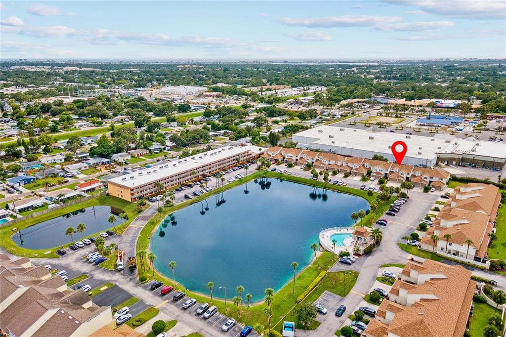6400 46TH AVENUE N # 16, KENNETH CITY, FL 33709 — zdjęcie 2