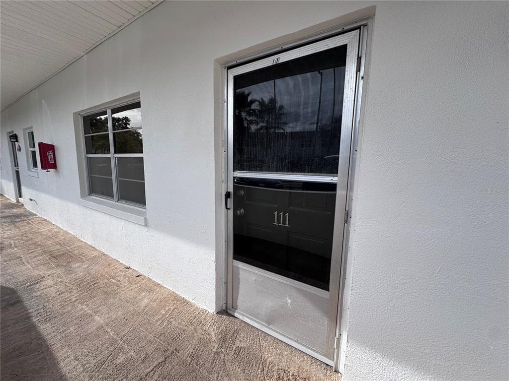 100 EL CAMINO DRIVE # 111, WINTER HAVEN, FL 33884