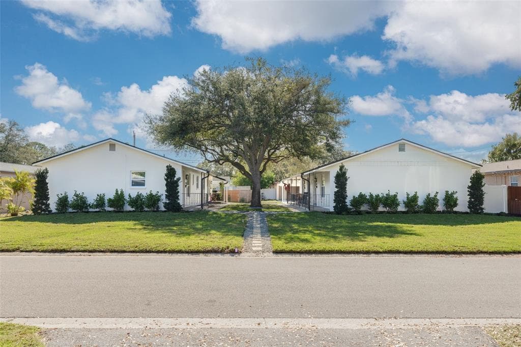 544 93RD AVENUE N, ST PETERSBURG, FL 33702 — zdjęcie 2
