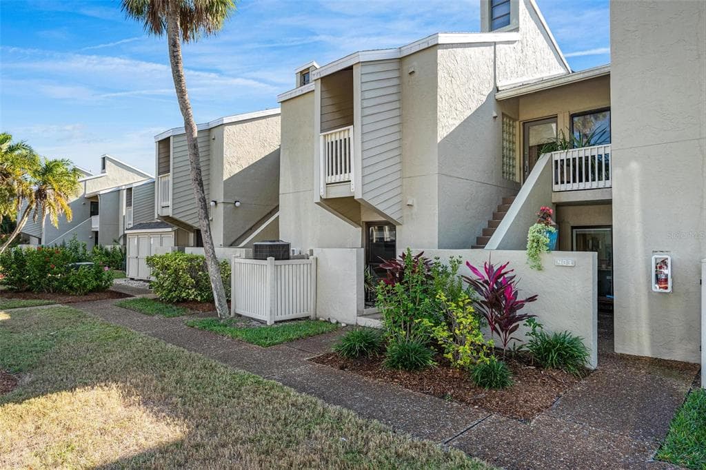 5260 GULF OF MEXICO DRIVE # 403, LONGBOAT KEY, FL 34228