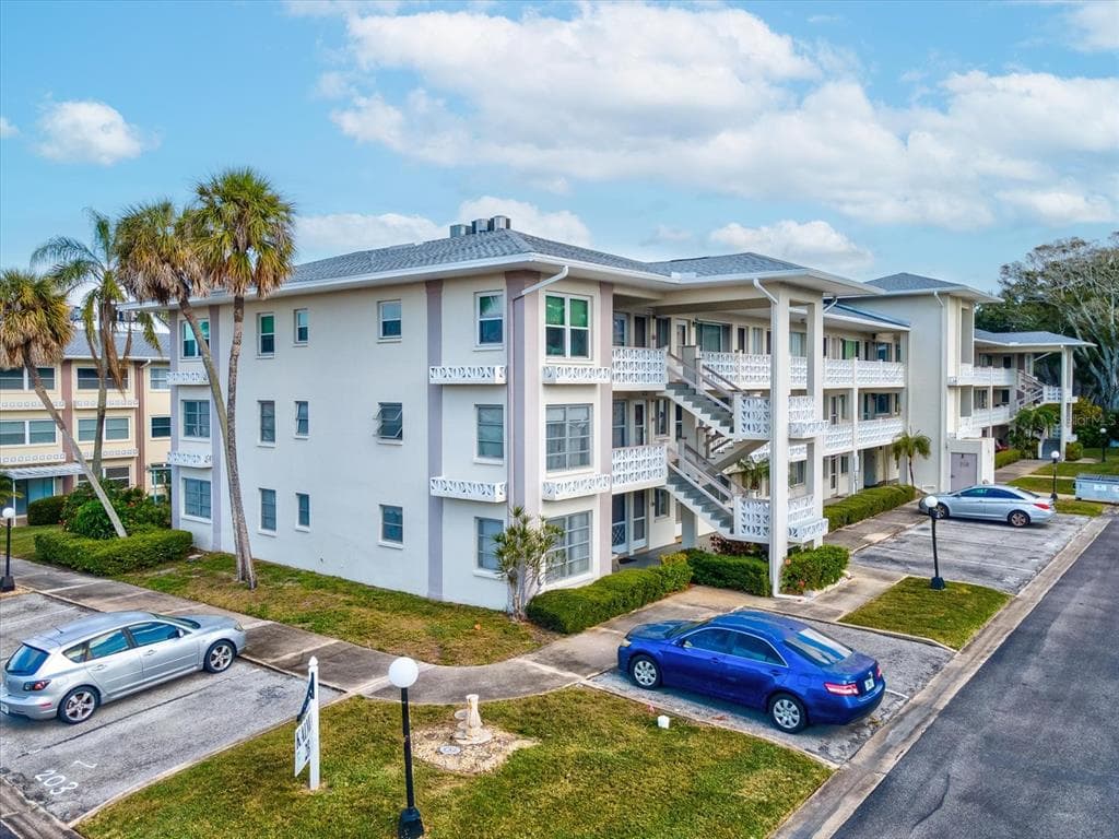 1235 S HIGHLAND AVENUE # 2-207, CLEARWATER, FL 33756