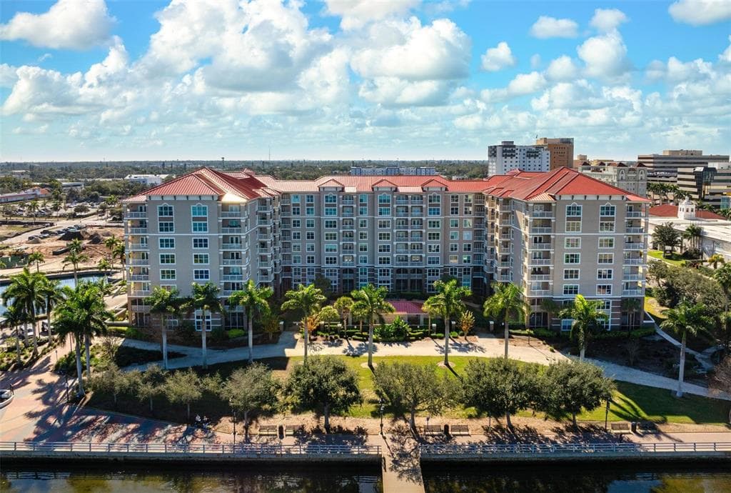 808 3RD AVENUE W # 402, BRADENTON, FL 34205 — zdjęcie 3