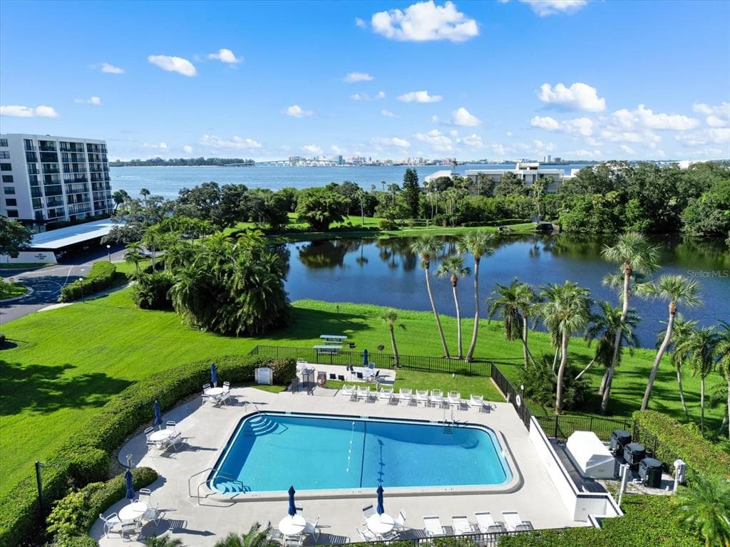 220 BELLEVIEW BOULEVARD # 702, BELLEAIR, FL 33756 — zdjęcie 2