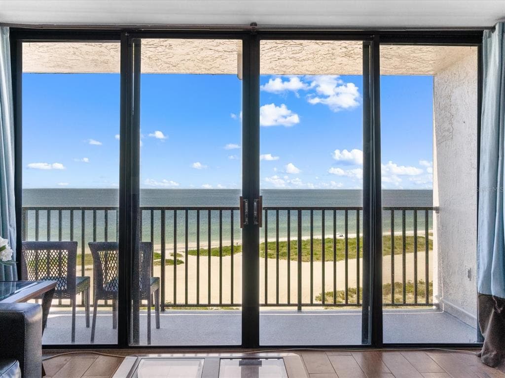1290 GULF BOULEVARD # 903, CLEARWATER BEACH, FL 33767 — zdjęcie 4