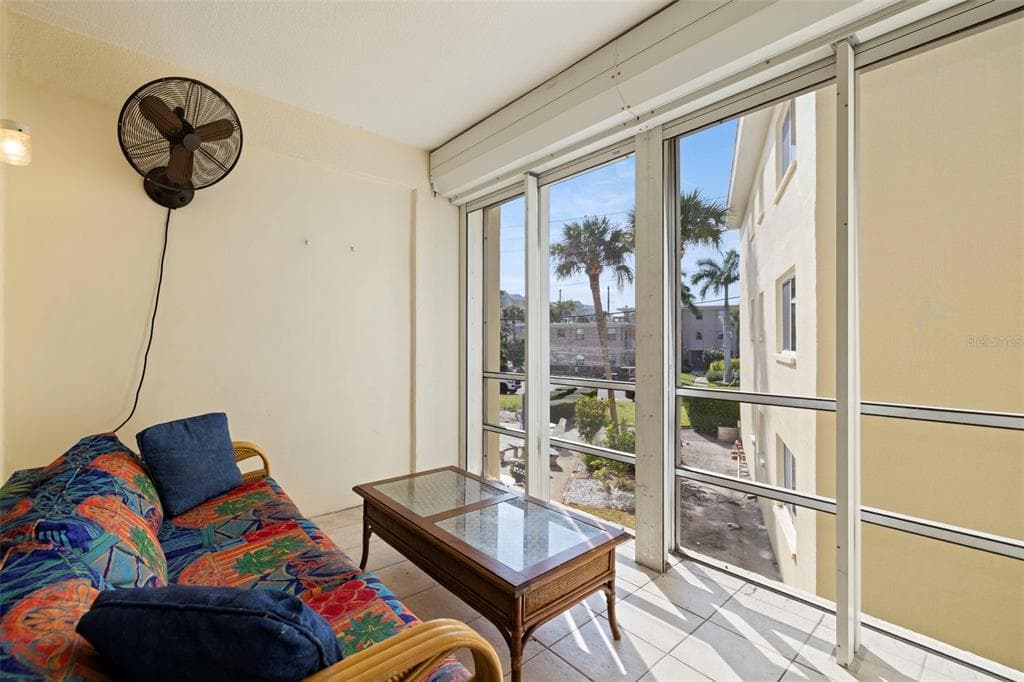 6767 SUNSET WAY # 206, ST PETE BEACH, FL 33706 — zdjęcie 5