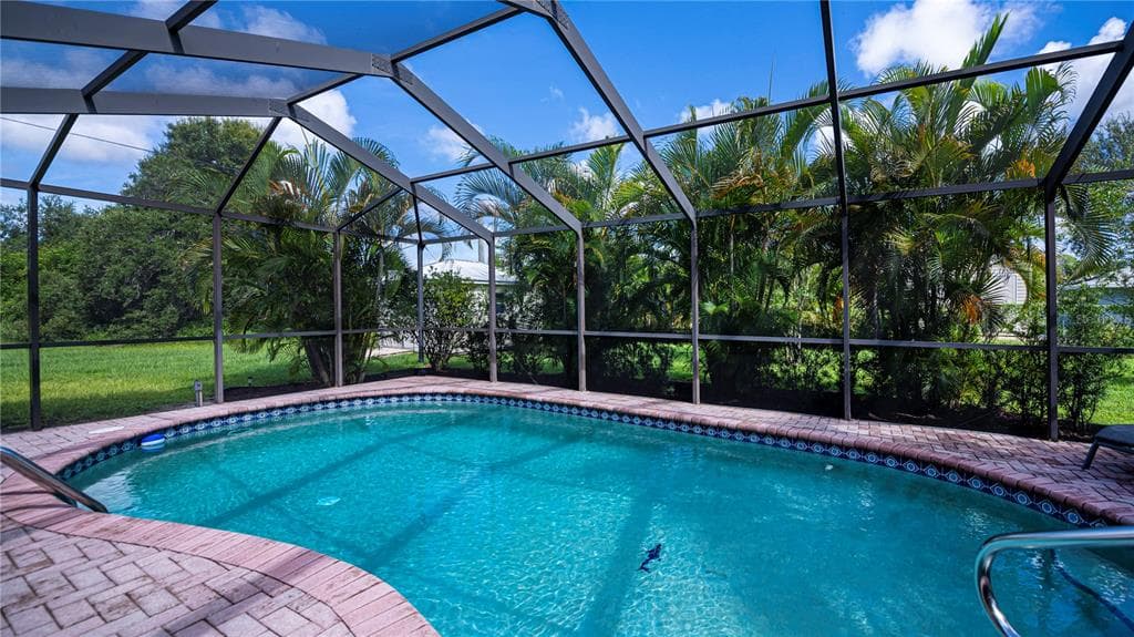 23258 MIDWAY BLVD, PORT CHARLOTTE, FL 33980 — zdjęcie 4