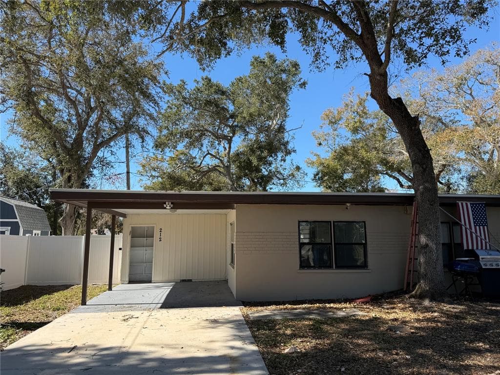 208-210-212 ELIZABETH AVENUE # A,B, CLEARWATER, FL 33759 — zdjęcie 4