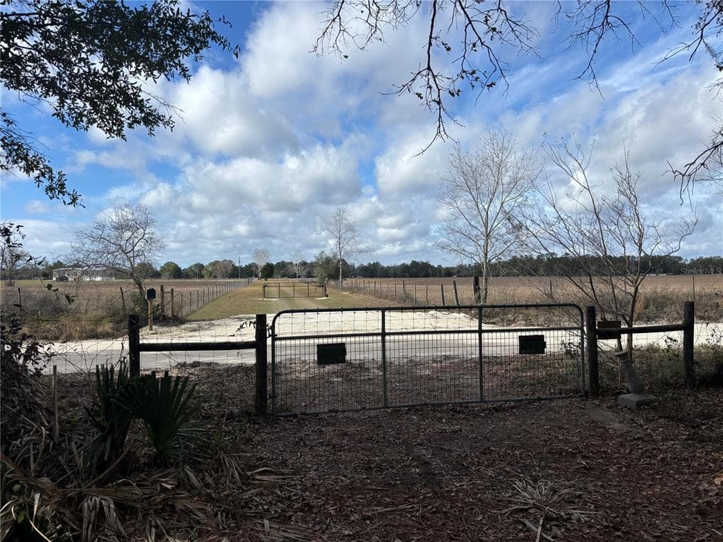 31 SE 190TH AVENUE, OLD TOWN, FL 32680 — zdjęcie 4