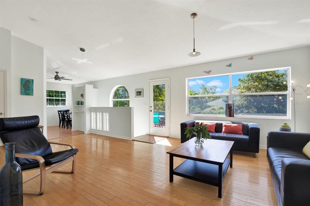 201 GEORGIA AVENUE, CRYSTAL BEACH, FL 34681 — zdjęcie 4