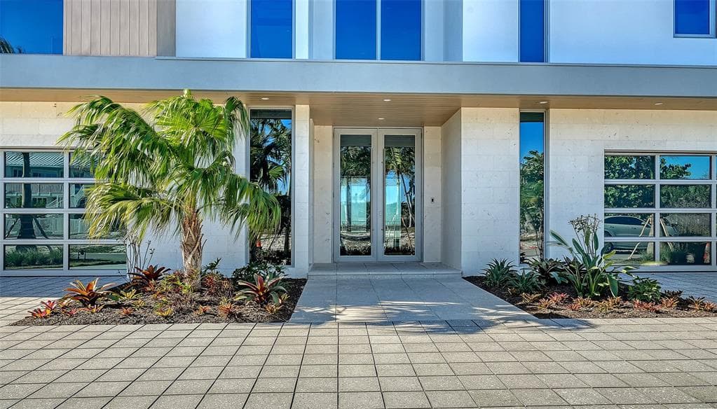 6489 GULFSIDE ROAD, LONGBOAT KEY, FL 34228 — zdjęcie 2