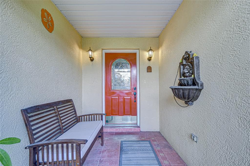 6911 OAKCREST WAY, ZEPHYRHILLS, FL 33542 — zdjęcie 3