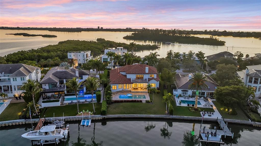 1389 TANGIER WAY, SARASOTA, FL 34239 — zdjęcie 4