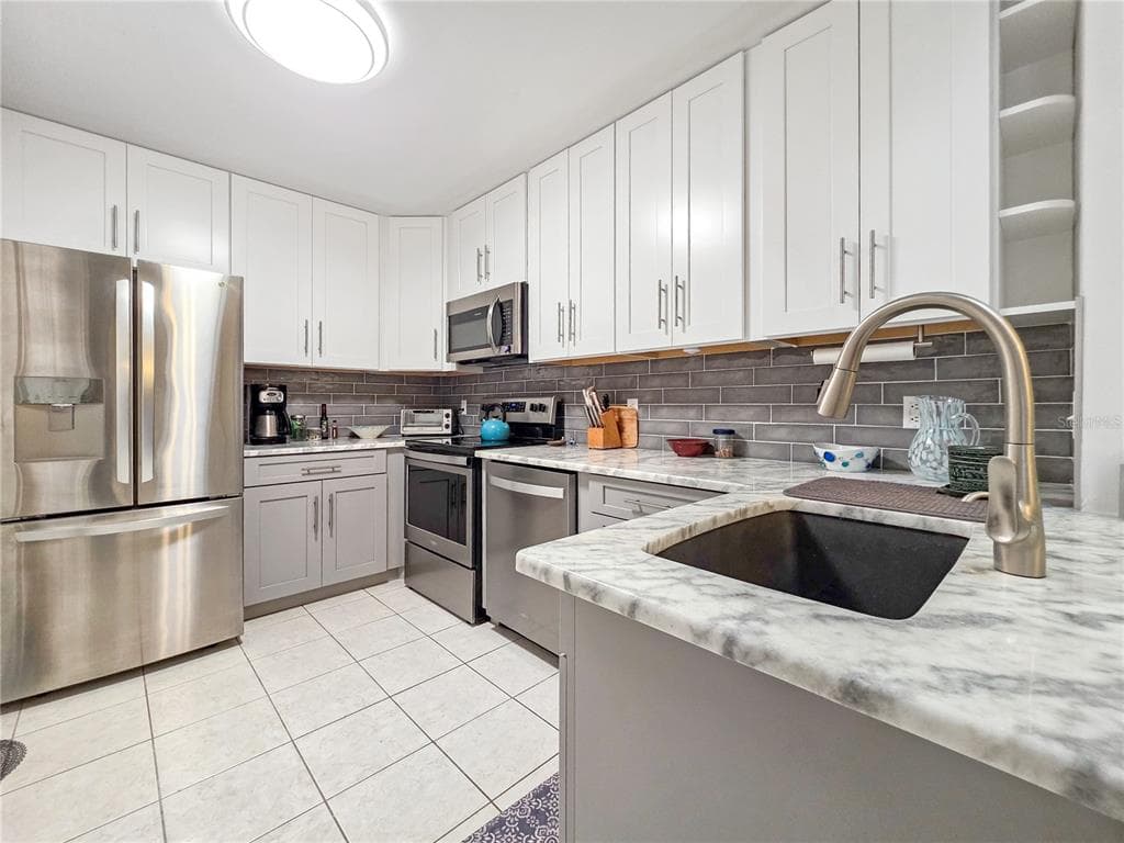 3300 LOVELAND BOULEVARD # 2904, PORT CHARLOTTE, FL 33980 — zdjęcie 3