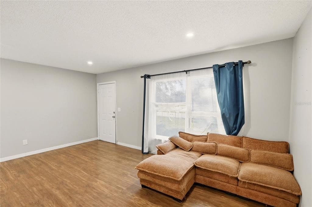 301 LAMBERT STREET, PORT CHARLOTTE, FL 33948 — zdjęcie 5