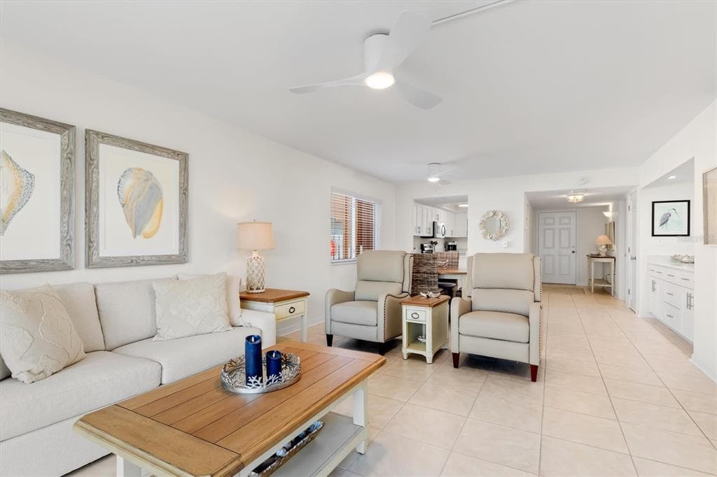 1345 MEDITERRANEAN DRIVE # A105, PUNTA GORDA, FL 33950 — zdjęcie 4