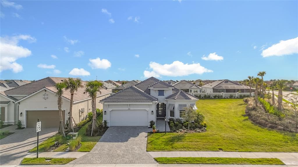 16306 ISOLA PL, LAKEWOOD RANCH, FL 34211