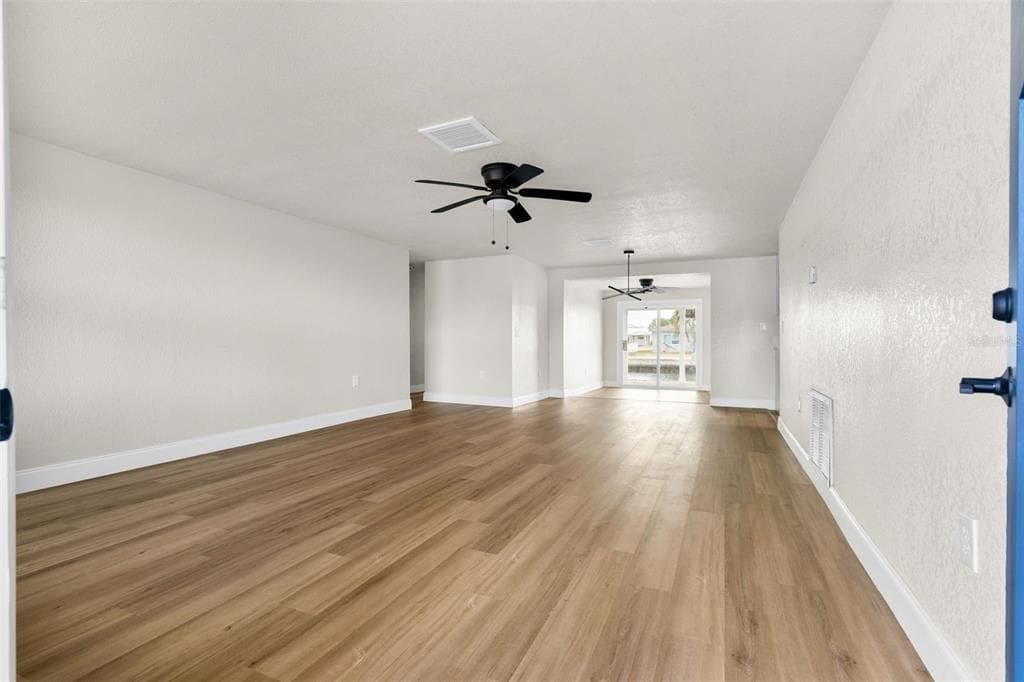 13804 VICTOR AVENUE, HUDSON, FL 34667 — zdjęcie 5
