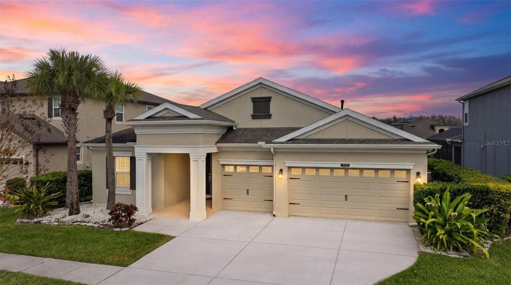 21813 BRISKE MORNING AVENUE, LAND O LAKES, FL 34637
