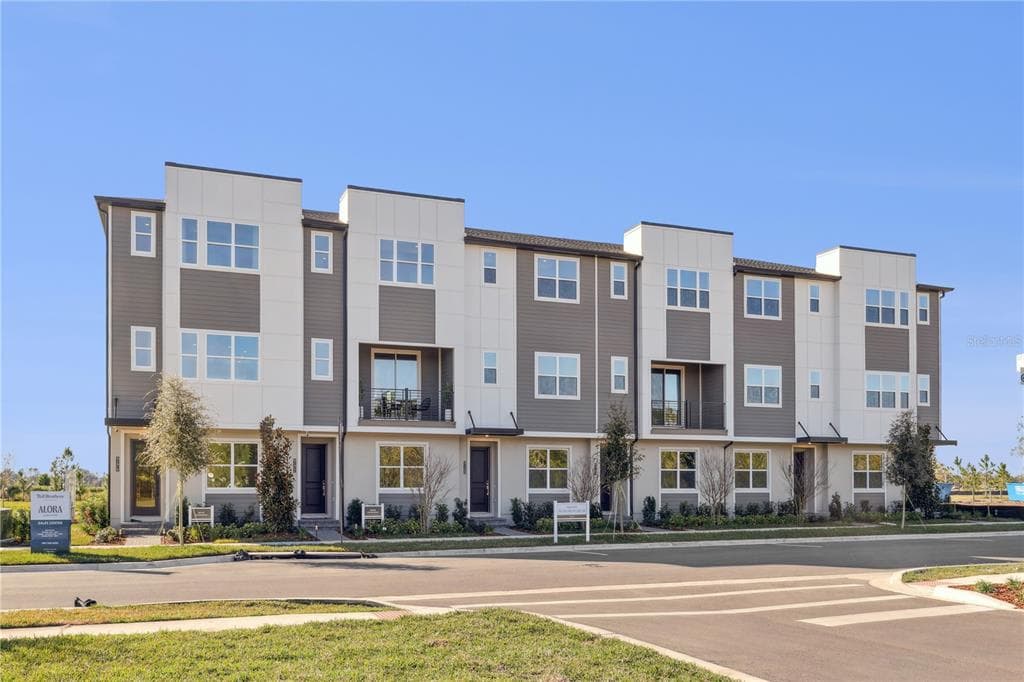 9156 SINATRA LANE, ORLANDO, FL 32827