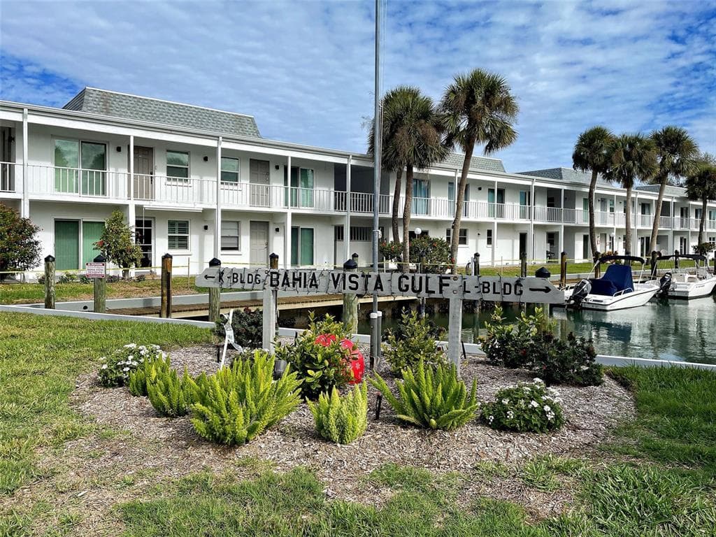 902 GIBBS ROAD # 285, VENICE, FL 34285