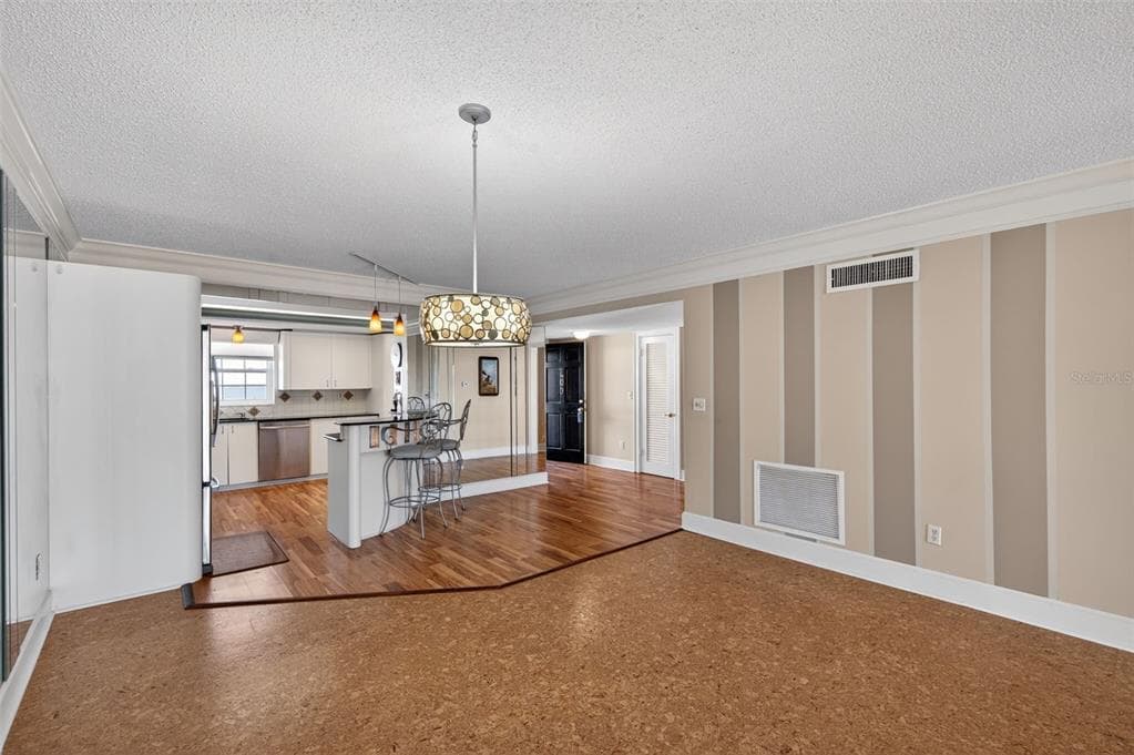131 BLUFF VIEW DRIVE # 403, BELLEAIR BLUFFS, FL 33770 — zdjęcie 4