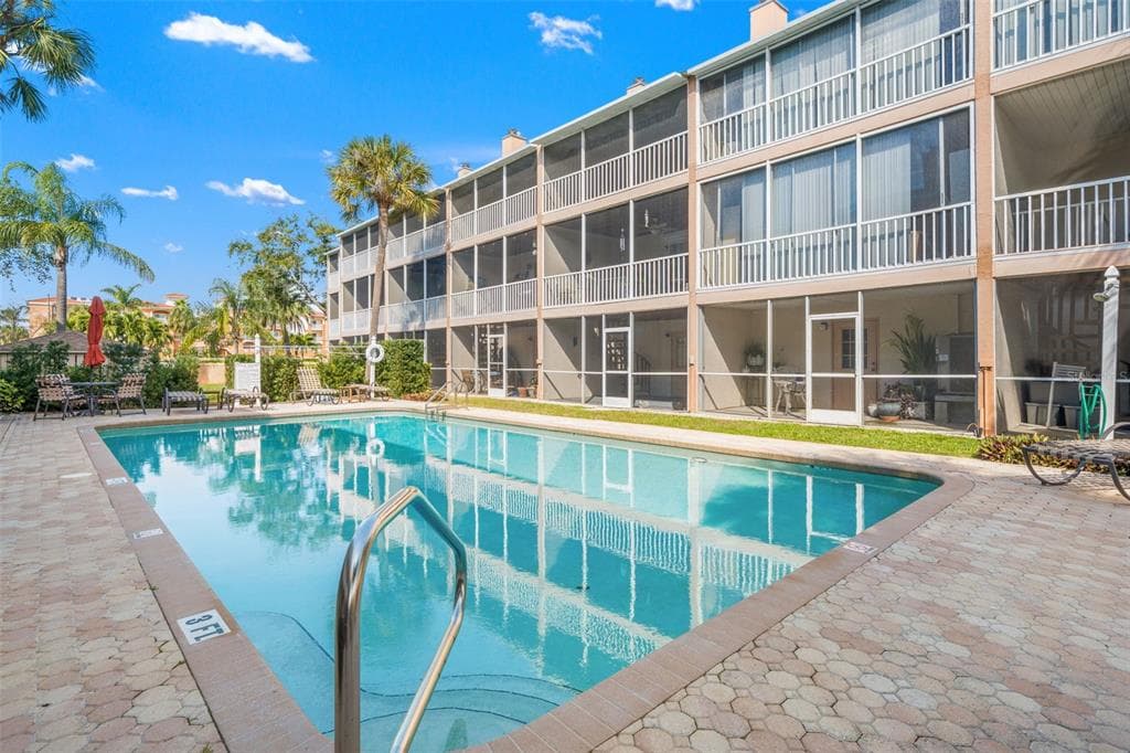 637 PINELLAS BAYWAY S # 111, ST PETERSBURG, FL 33715 — zdjęcie 3