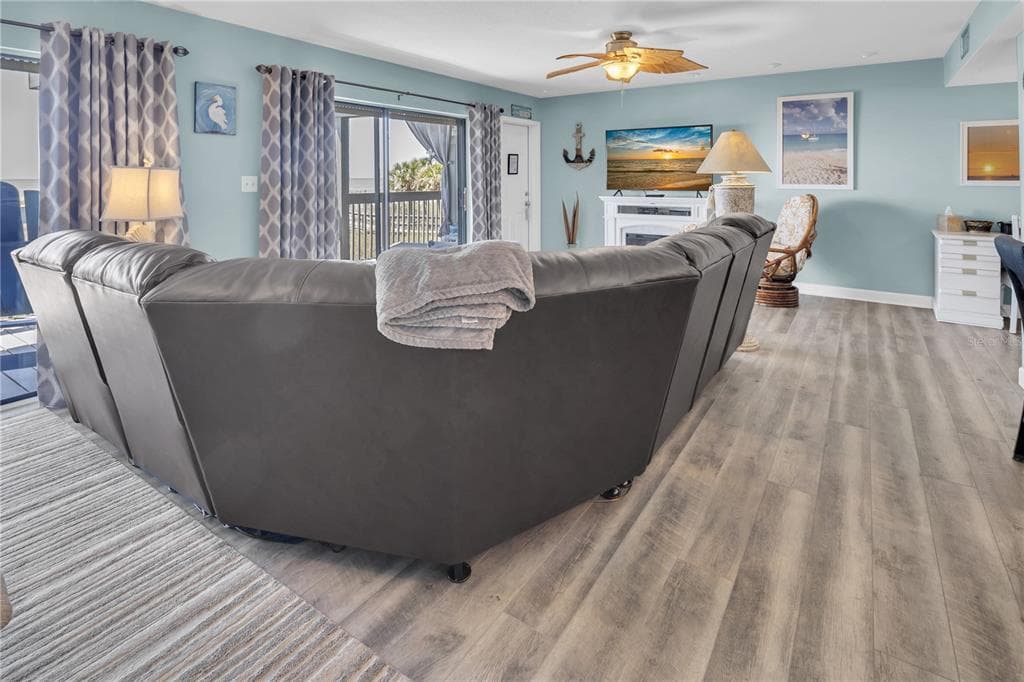 200 120TH AVENUE W # 3A, TREASURE ISLAND, FL 33706 — zdjęcie 5