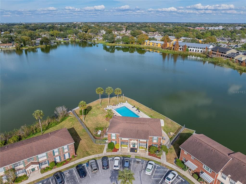 1920 E EDGEWOOD DRIVE # L4, LAKELAND, FL 33803 — zdjęcie 2
