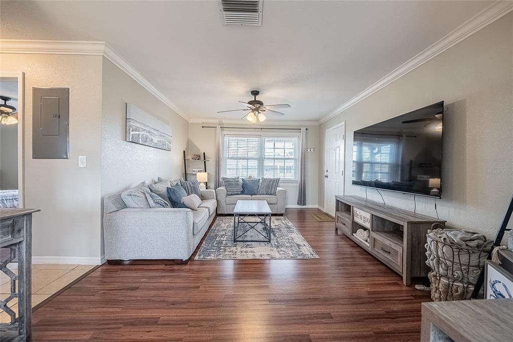 1920 E EDGEWOOD DRIVE # L4, LAKELAND, FL 33803 — zdjęcie 3