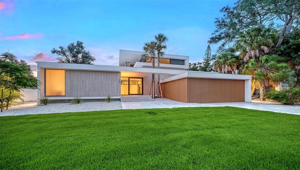 359 N SHORE DRIVE, SARASOTA, FL 34234