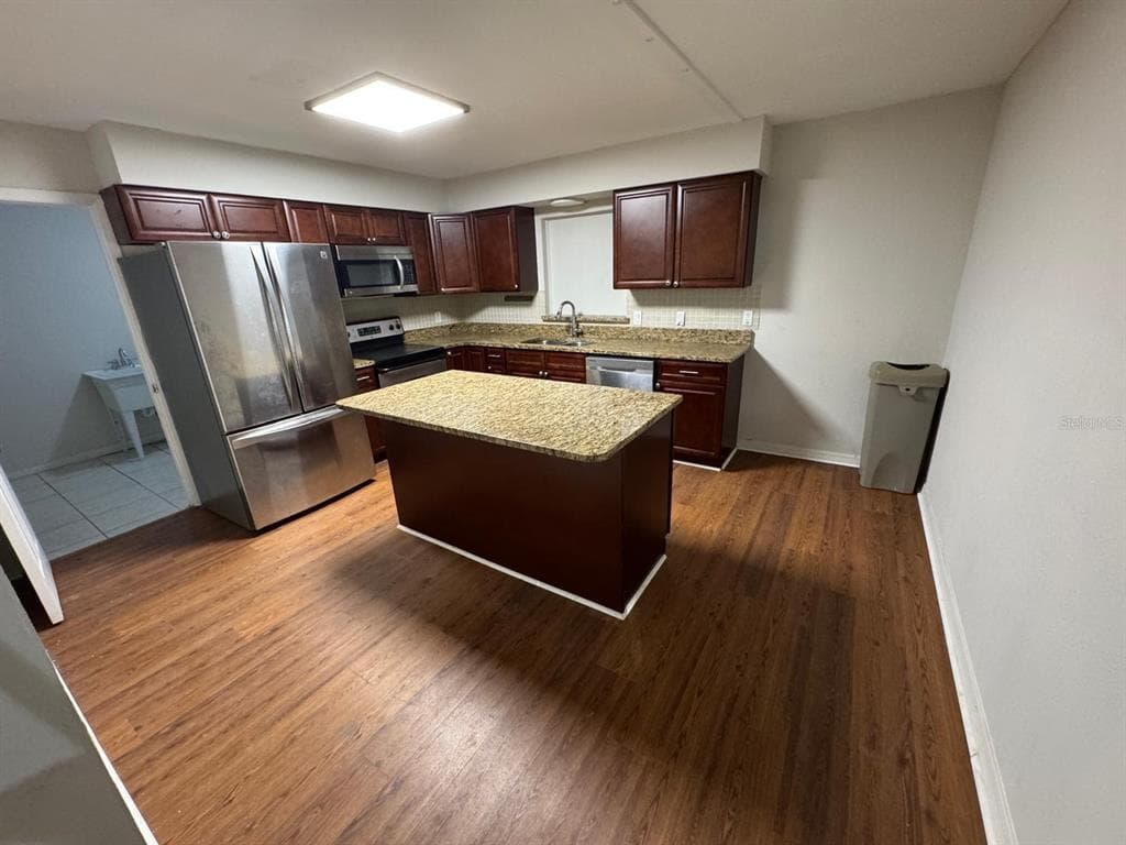 2211 SUNNY VIEW DR, OVIEDO, FL 32765 — zdjęcie 4