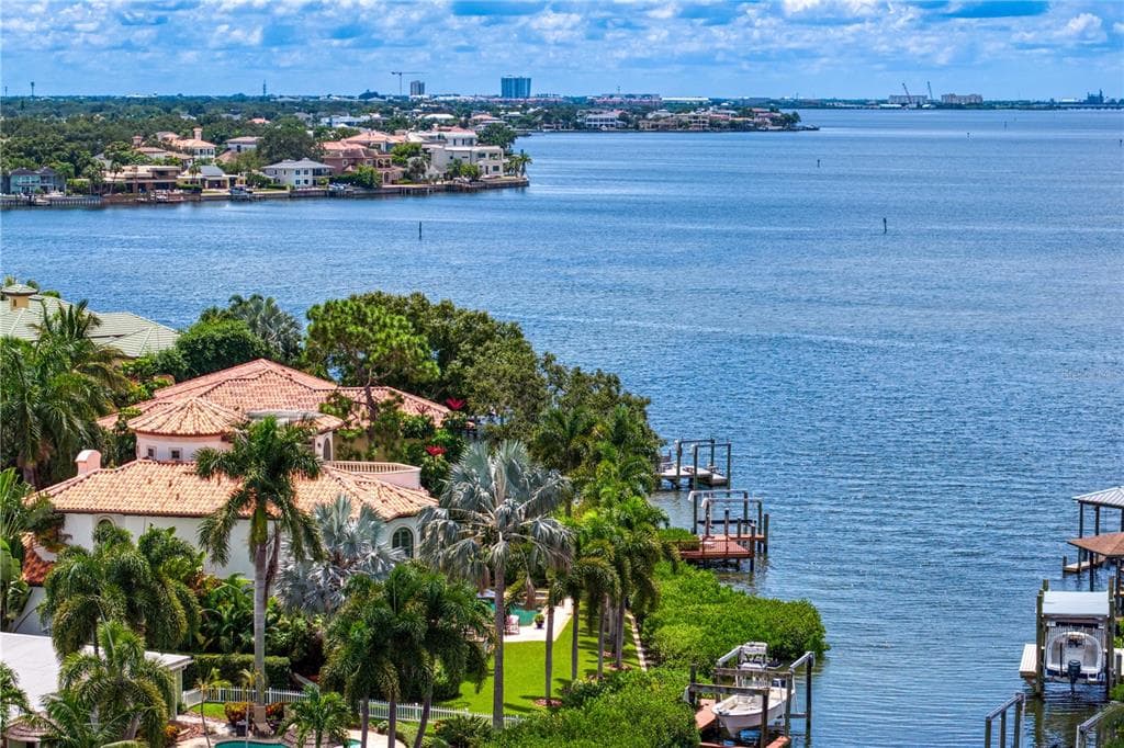 25 W SPANISH MAIN STREET, TAMPA, FL 33609