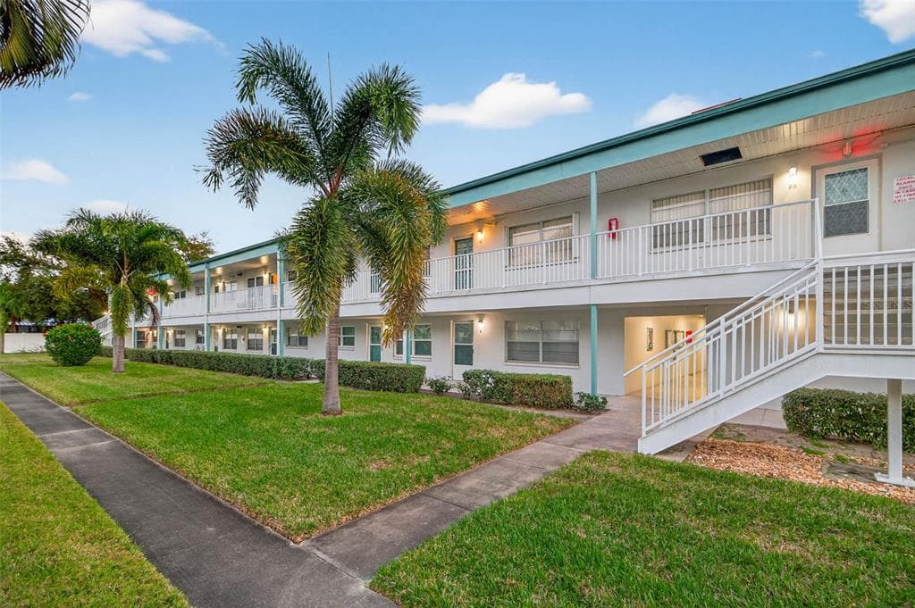 5267 81ST STREET N # 18, ST PETERSBURG, FL 33709