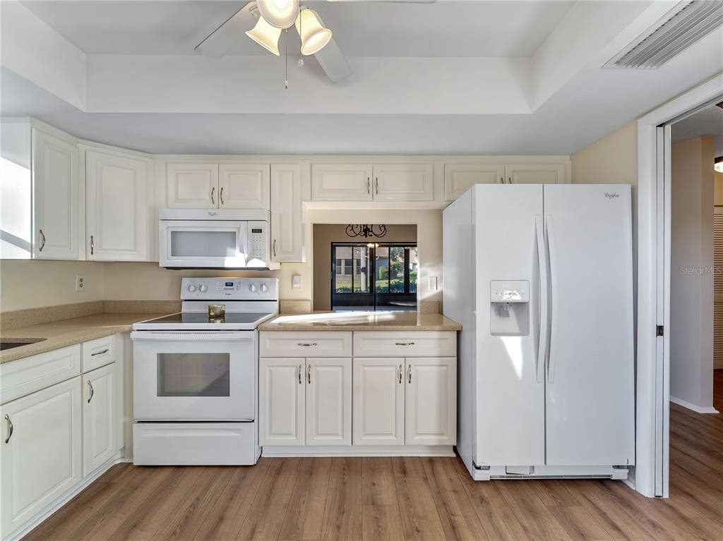 365 OAK HILL WAY # 32, SARASOTA, FL 34232 — zdjęcie 5