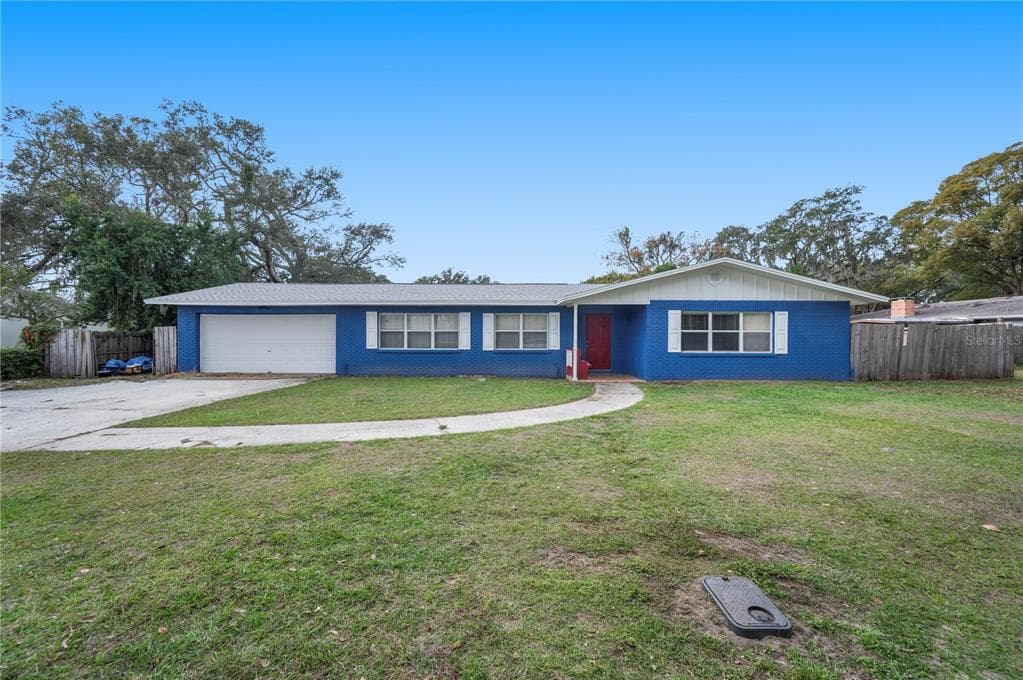 4911 WHITEOAK DRIVE E, LAKELAND, FL 33813