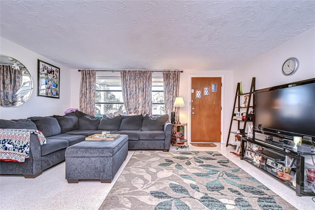 2128 SHANNON DRIVE, HOLIDAY, FL 34690 — zdjęcie 4