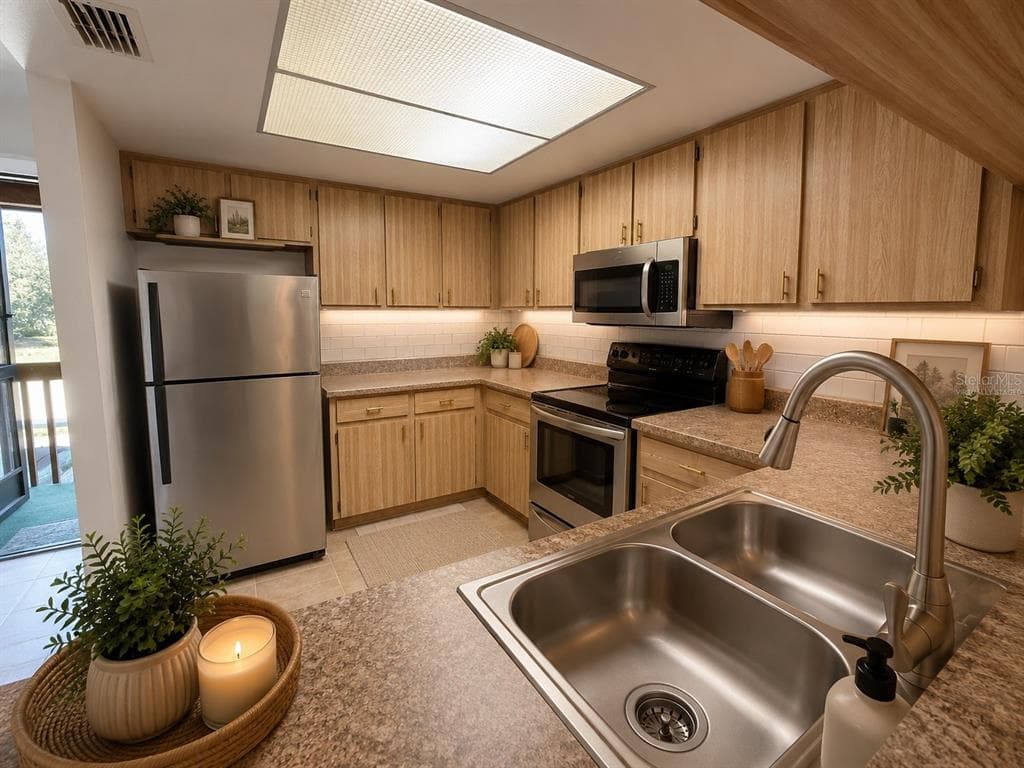 12155 ENVIRONMENTAL DRIVE # 6, NEW PORT RICHEY, FL 34654 — zdjęcie 4