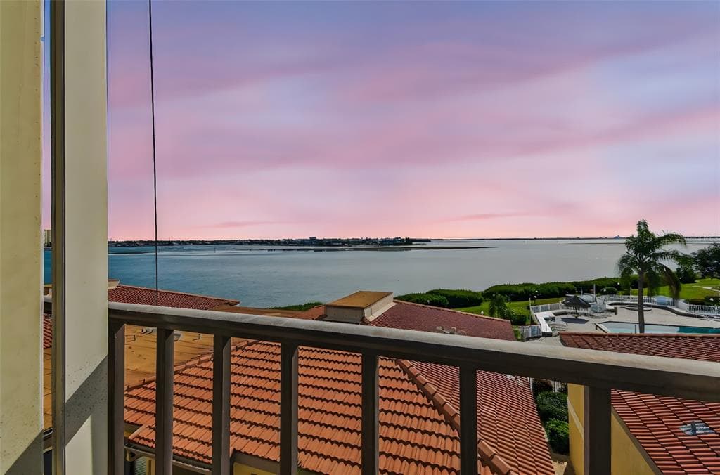 6104 PALMA DEL MAR BOULEVARD S # 402, ST PETERSBURG, FL 33715 — zdjęcie 3