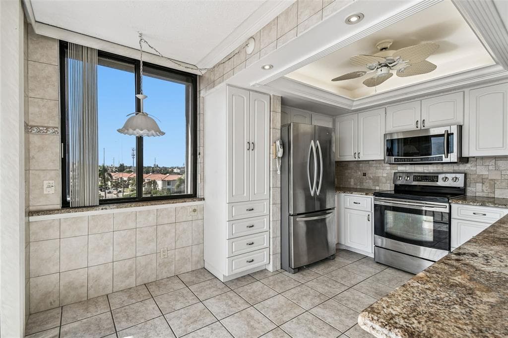 6104 PALMA DEL MAR BOULEVARD S # 402, ST PETERSBURG, FL 33715 — zdjęcie 5