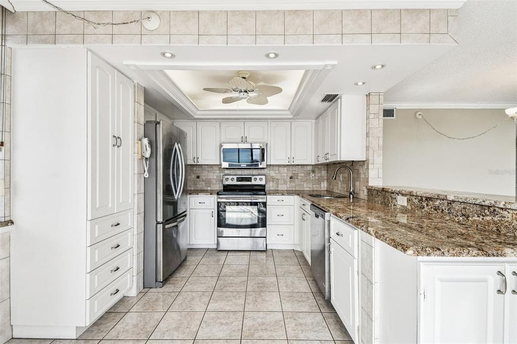 6104 PALMA DEL MAR BOULEVARD S # 402, ST PETERSBURG, FL 33715 — zdjęcie 4