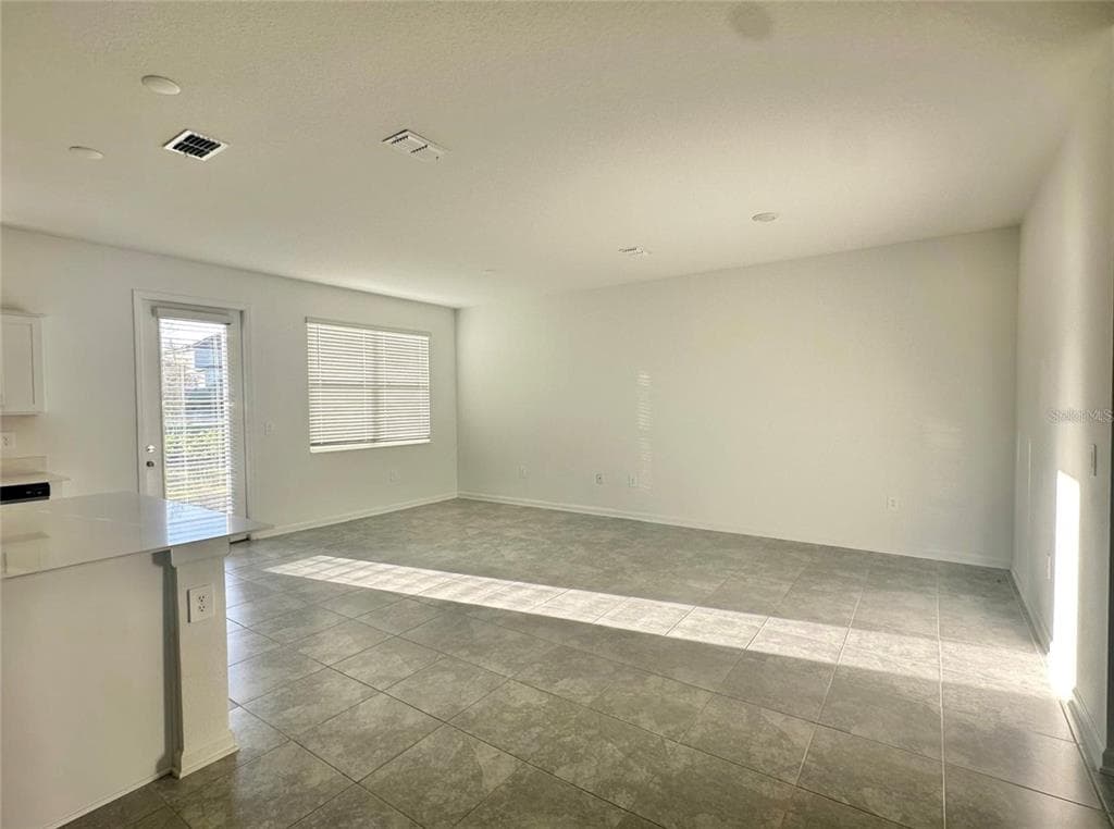 390 BOGEY DRIVE, DAVENPORT, FL 33896 — zdjęcie 2