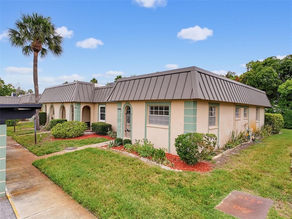 4422 SUNSTATE DRIVE, NEW PORT RICHEY, FL 34652