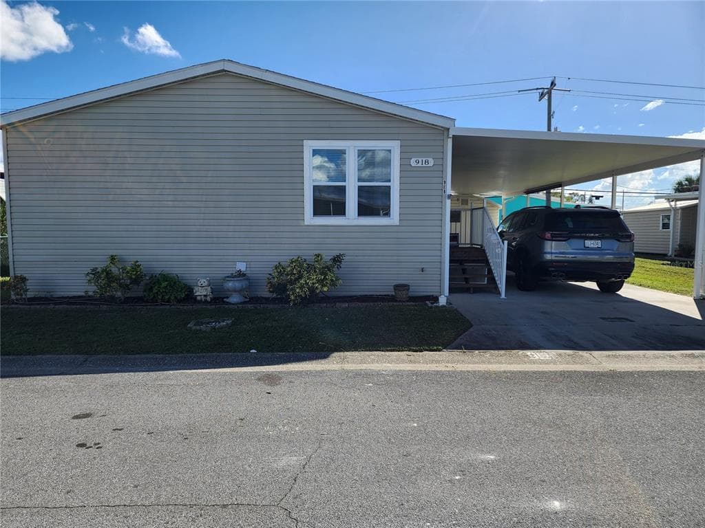 918 50TH AVENUE W, BRADENTON, FL 34207