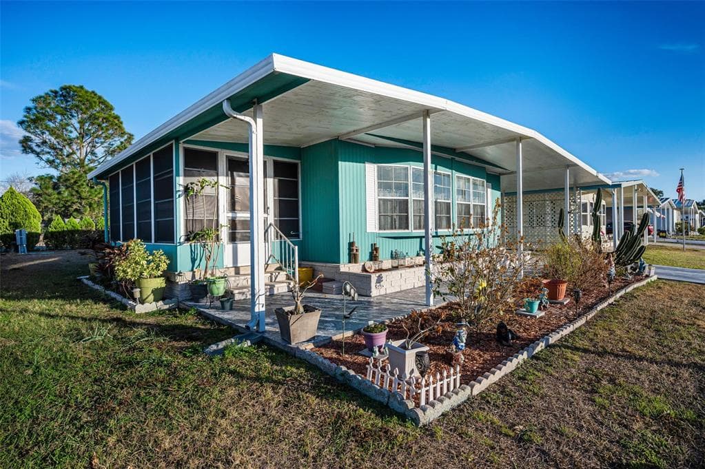 3318 CARNATION LANE, ZEPHYRHILLS, FL 33541 — zdjęcie 2