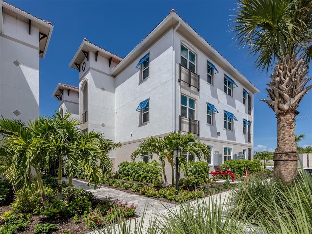 787 S. TAMIAMI TRAIL # 202, VENICE, FL 34285