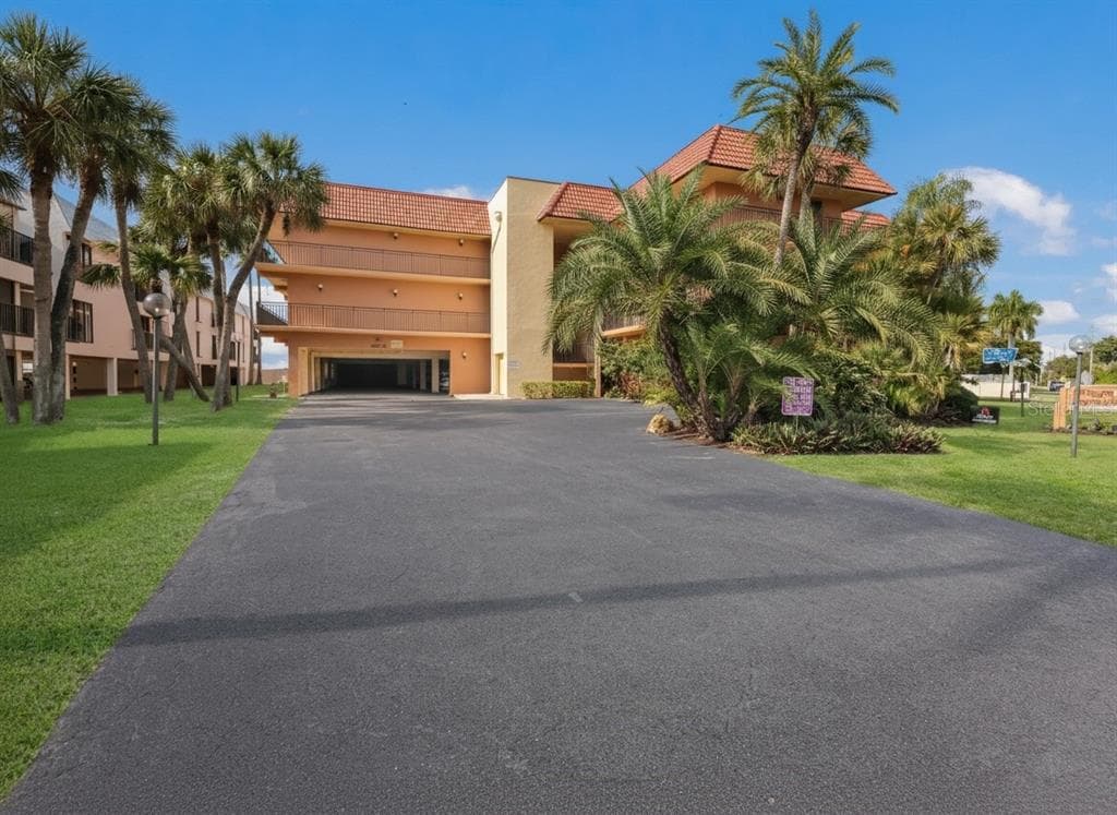 6006 GULF DRIVE # 214, HOLMES BEACH, FL 34217 — zdjęcie 4