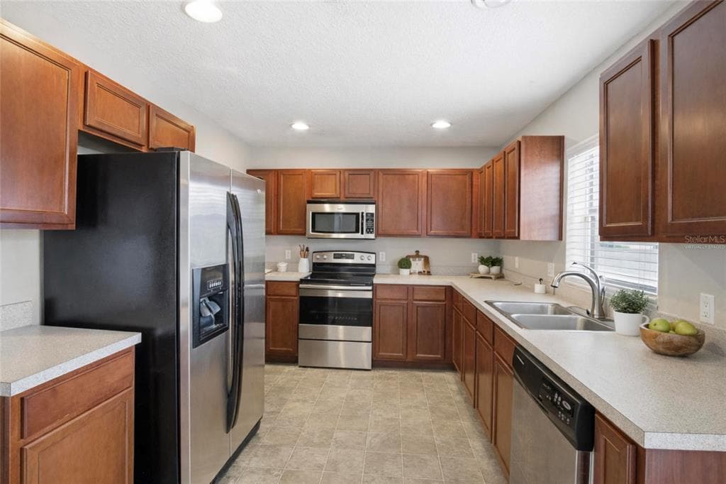 2463 MARTINS RUN, TAVARES, FL 32778 — zdjęcie 3