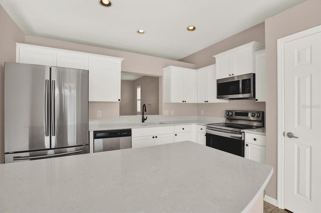 14316 HOLLY HAMMOCK LANE, BROOKSVILLE, FL 34613 — zdjęcie 3